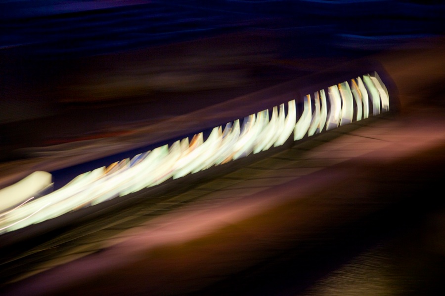 Traces of light in the night